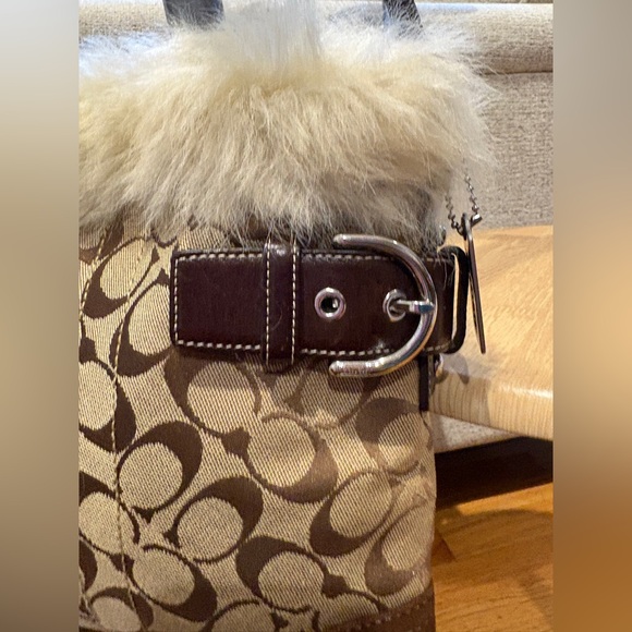 Vintage Coach Signature Shearling Duffle With Suede Bottom - Picture 4 of 17